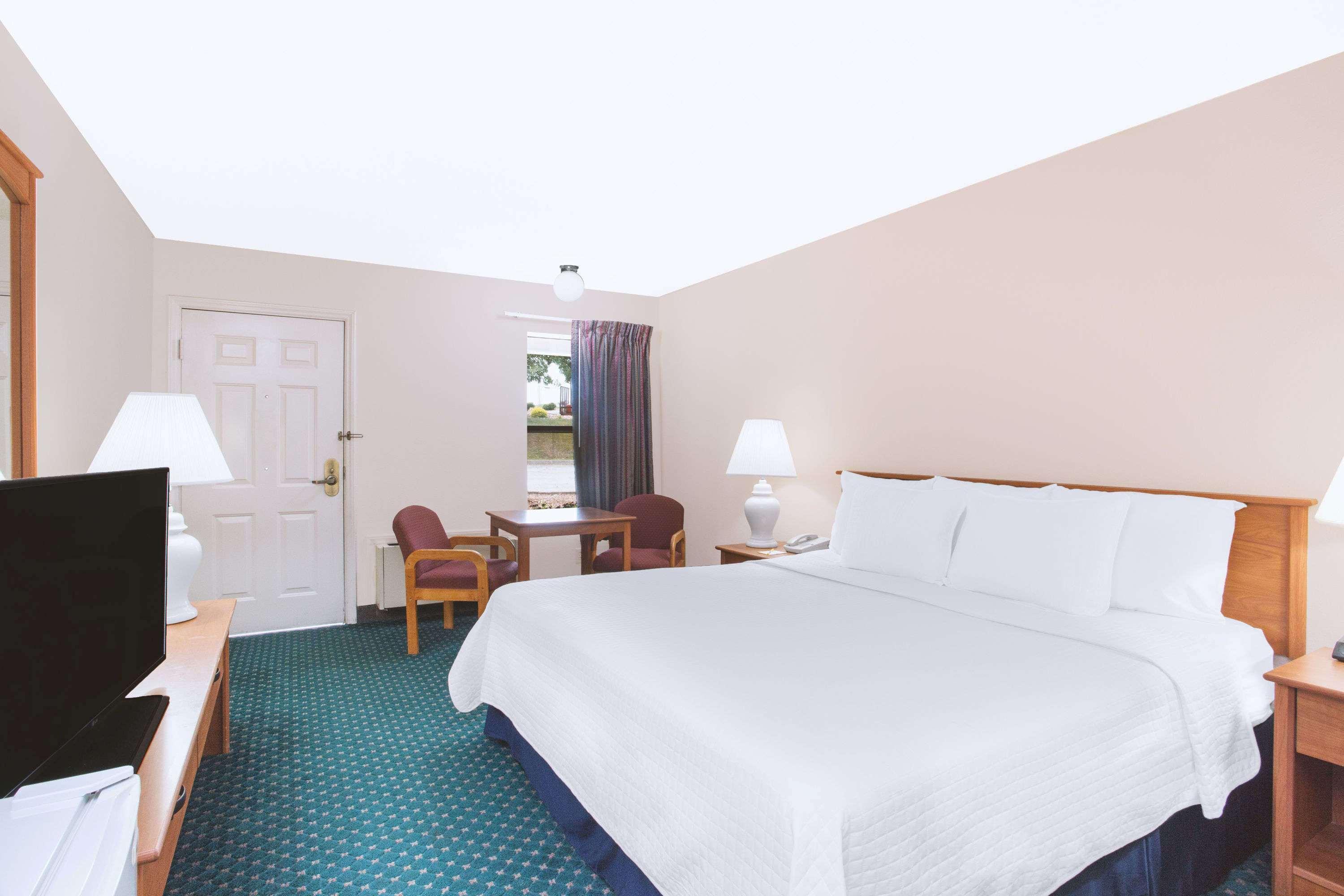 Days Inn By Wyndham Wytheville Ngoại thất bức ảnh