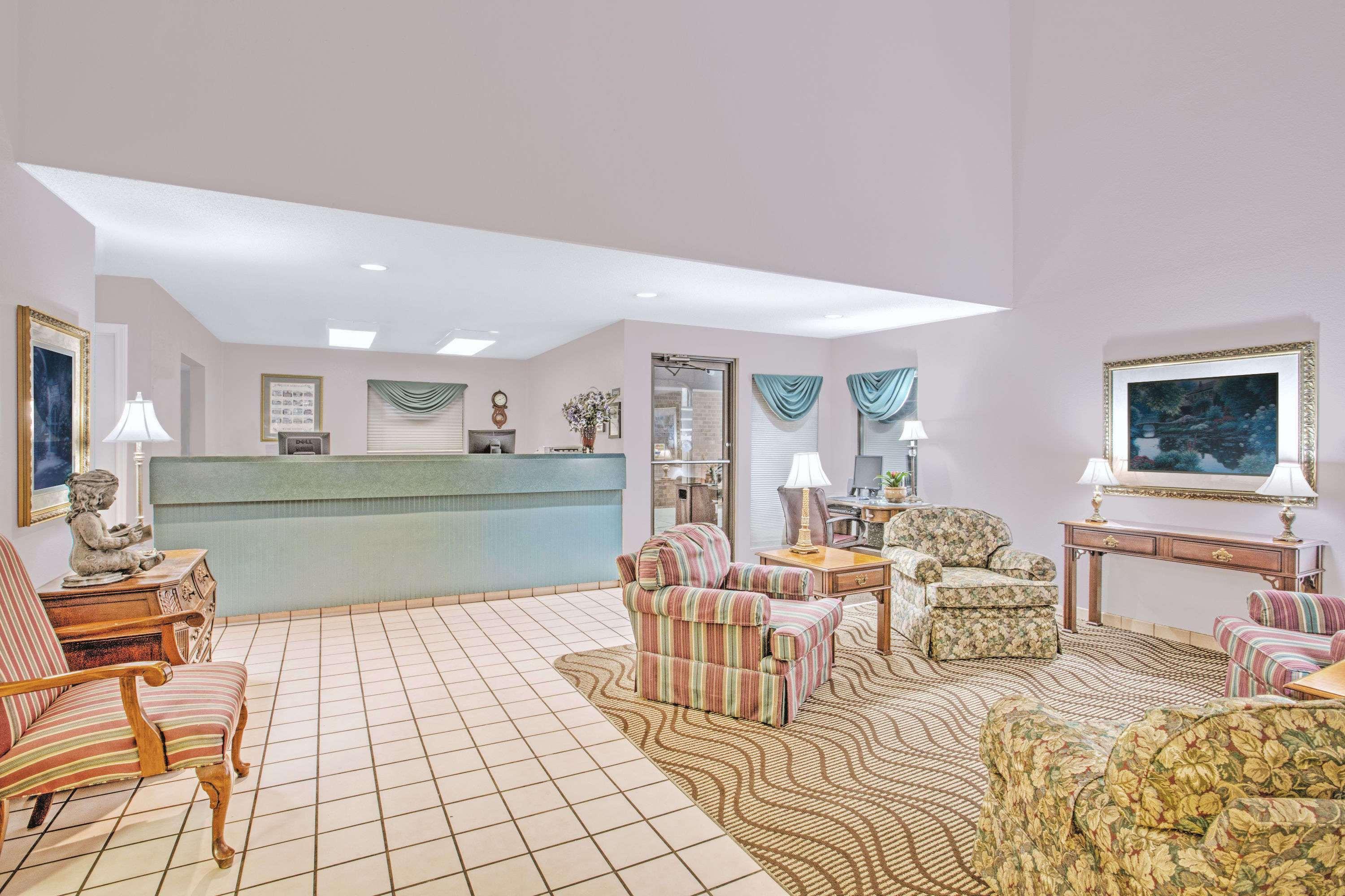 Days Inn By Wyndham Wytheville Ngoại thất bức ảnh